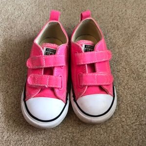 Girls Hot Pink Converse